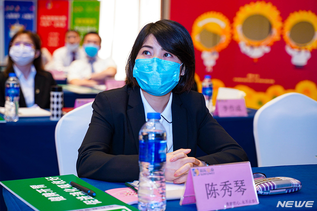 <a href='//www.snsrzx.cn' target='_balnk'>長沙</a>照片<a href='//www.snsrzx.cn' target='_balnk'>直播</a>